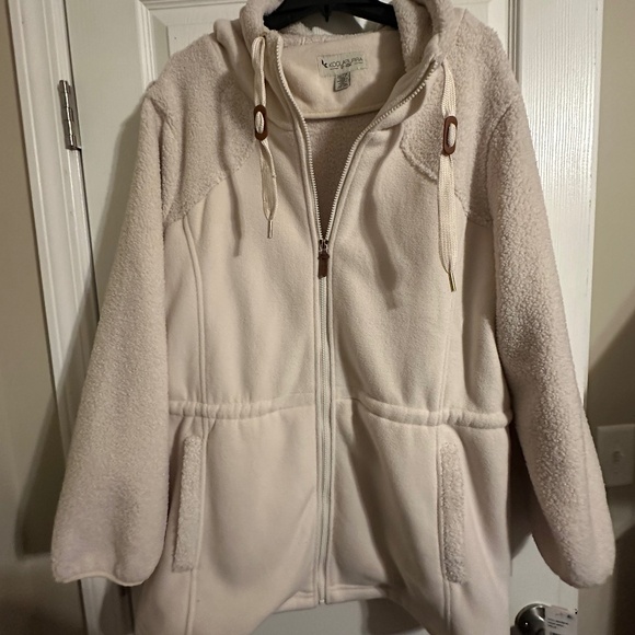 UGG Jackets & Blazers - Ugg (Koolaburra by Ugg) Hooded Coat